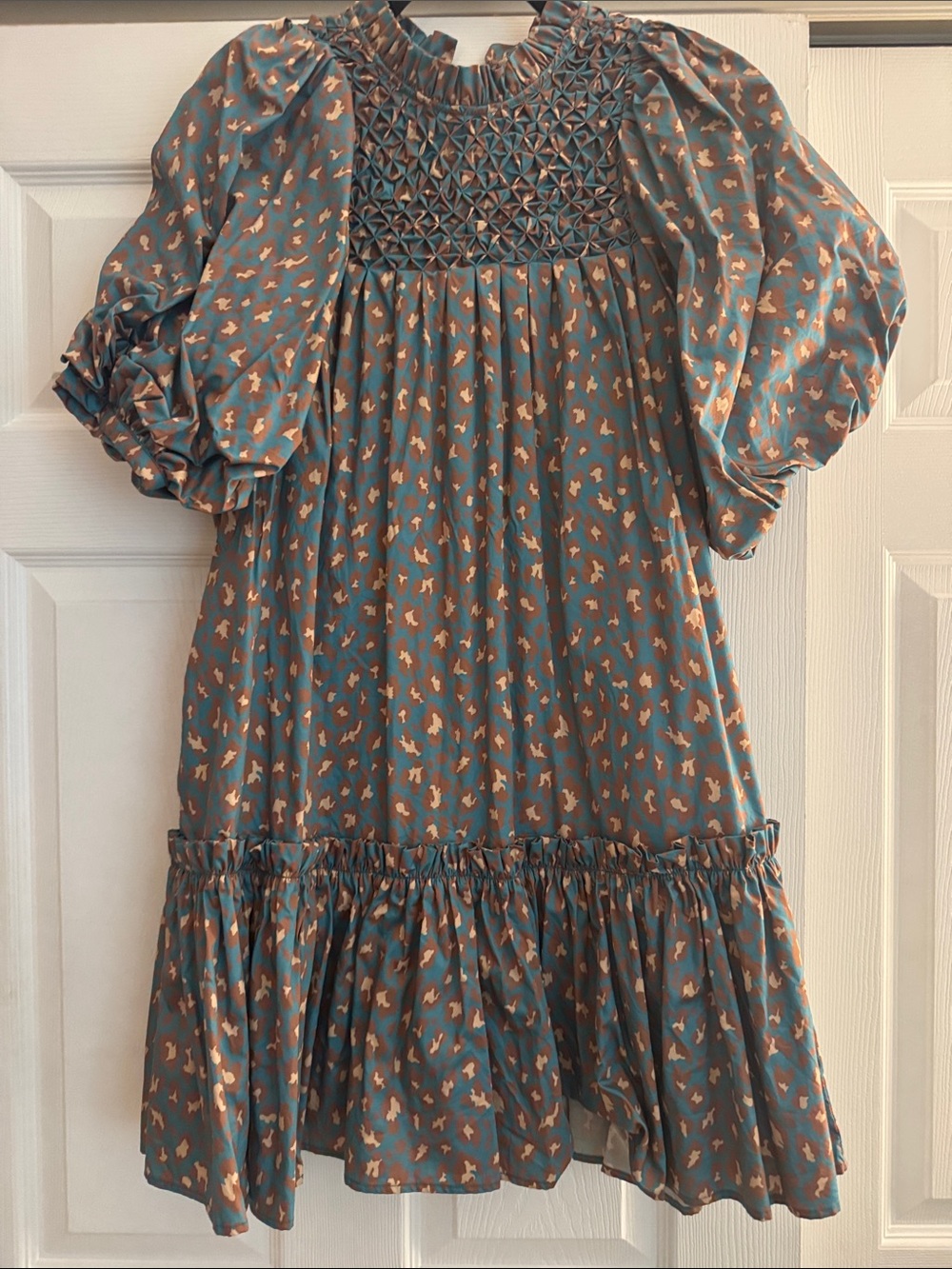 Womens Teal Puff-Sleeve Smocked Dress with Gold Print- S